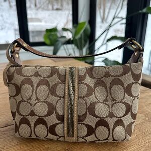 Vintage Y2K Coach Signature C mini baguette